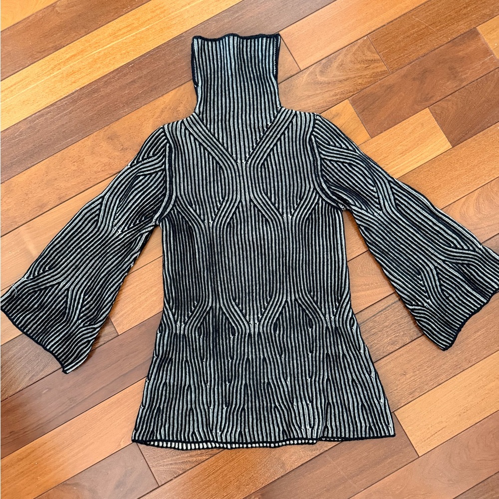 Zac Posen Monochrome Striped Knit 100% merino wool